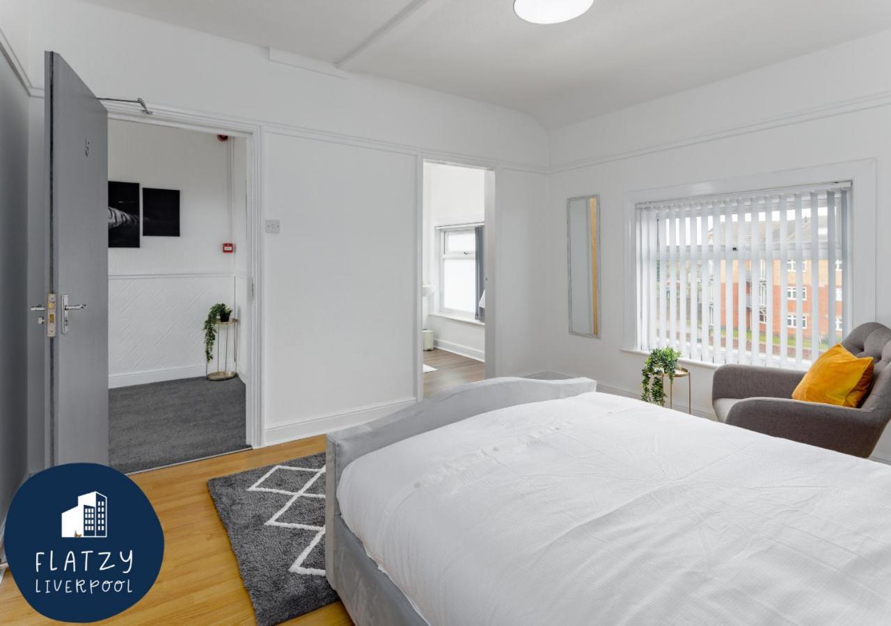 Flatzy - 6 Bed Oasis Close To Football Stadiums Liverpool Exterior photo